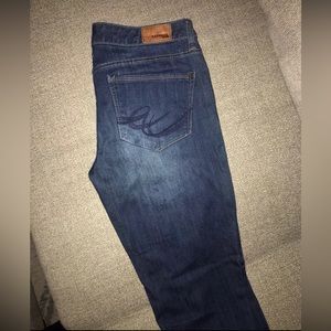 Express Jeans Straight Leg size 6 dark wash
